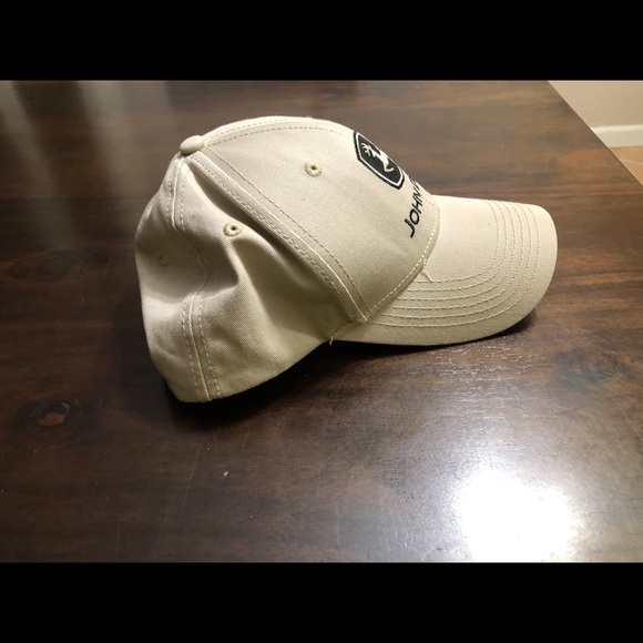 John Deere Hat - Picture 3 of 5